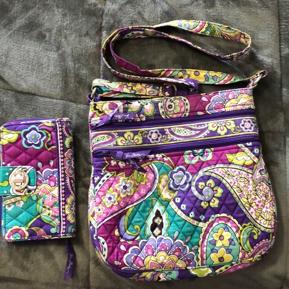 Vera Bradley Handbags - Vera Bradley matching Hipster and Wallet